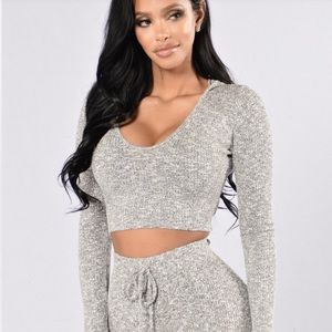 Fashion Nova Crop Top **perfect condition**